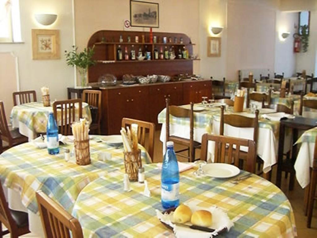 Hotel San Nicola 알라시오 외부 사진